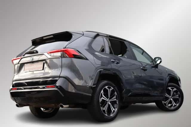 Toyota RAV4 (2025) thumbnail 2