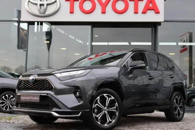 Toyota RAV4 (2025) thumbnail 6