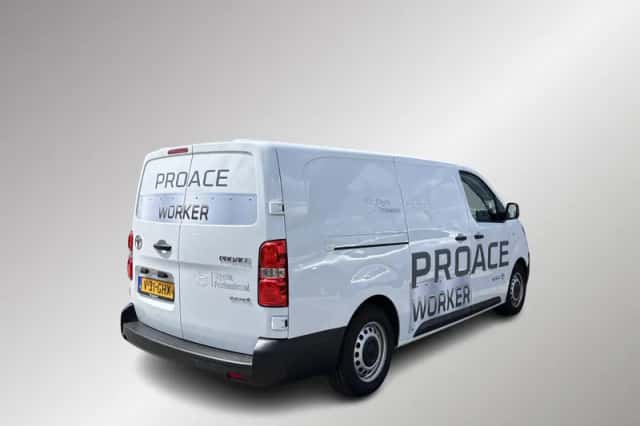 Toyota Proace (2024) thumbnail 2