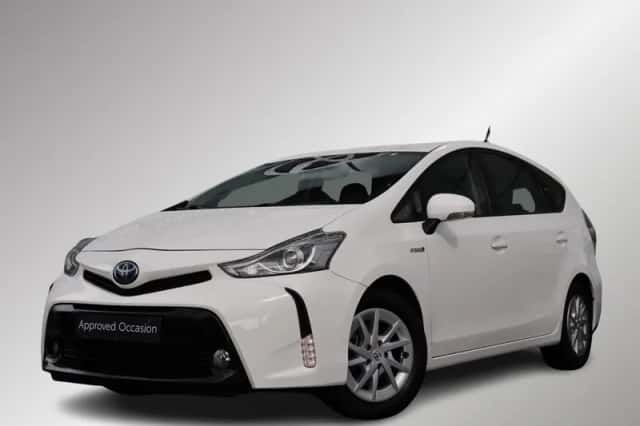 Toyota Prius (2018) thumbnail 1