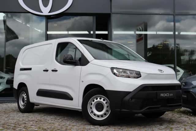 Toyota Proace (2025) thumbnail 6