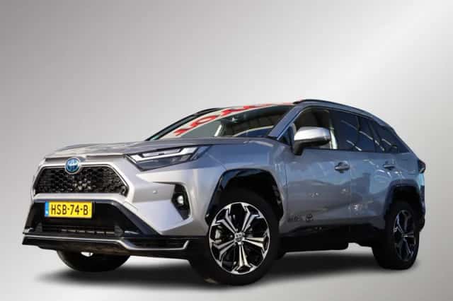 Toyota RAV4 (2025) thumbnail 1