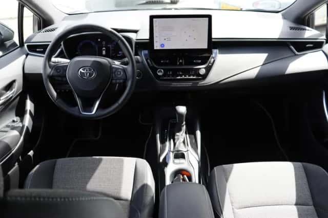 Toyota Corolla (2025) thumbnail 3