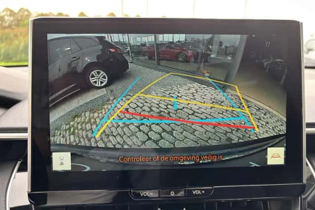 Toyota Corolla (2025) thumbnail 6