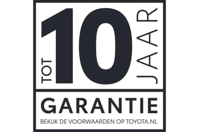 Toyota C-HR (2025) thumbnail 5