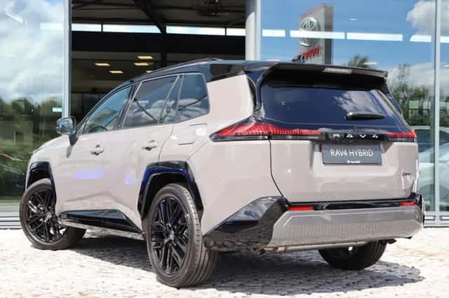 Toyota RAV4 (2026) thumbnail 5