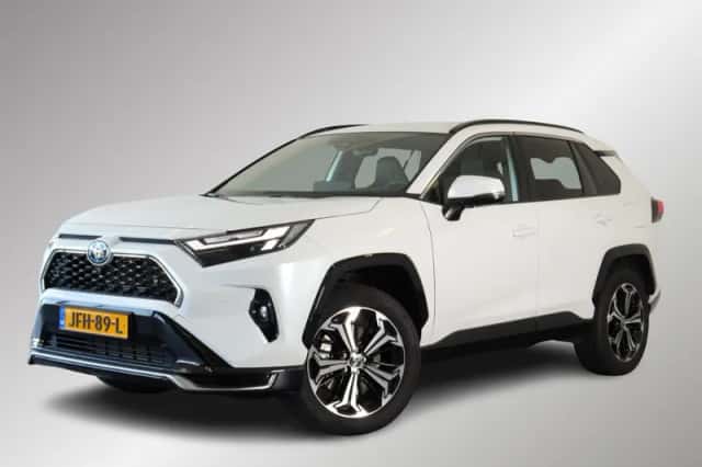 Toyota RAV4 (2025) thumbnail 1