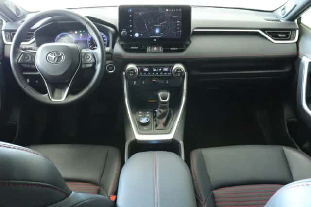 Toyota RAV4 (2025) thumbnail 5