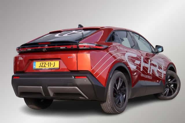 Toyota C-HR+ (2026) thumbnail 2