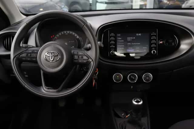 Toyota Aygo X (2022) thumbnail 4