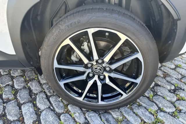 Toyota Yaris Cross (2025) thumbnail 3