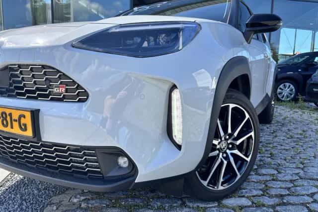 Toyota Yaris Cross (2025) thumbnail 4