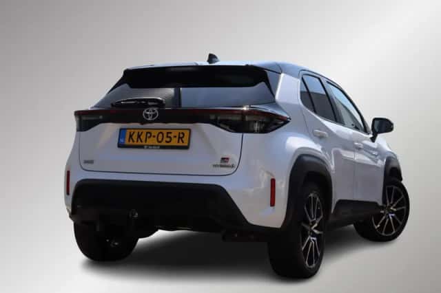 Toyota Yaris Cross (2023) thumbnail 2