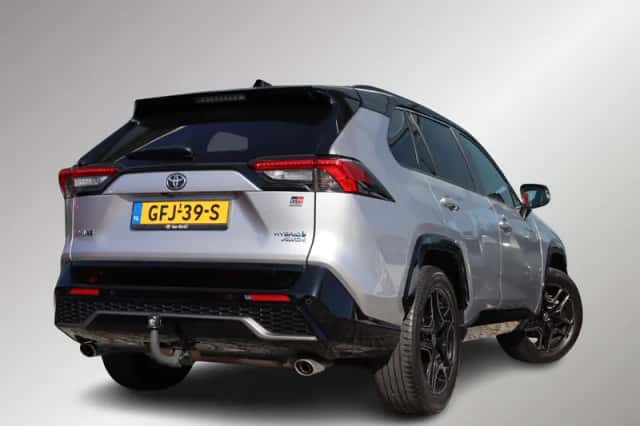 Toyota RAV4 (2024) thumbnail 2