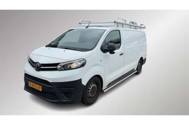 Toyota Proace (2019) thumbnail 1