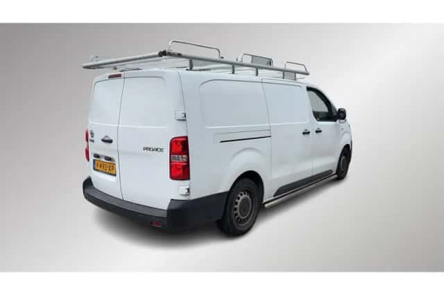 Toyota Proace (2019) thumbnail 2