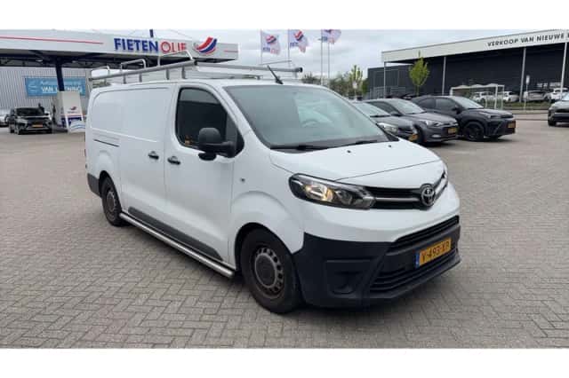 Toyota Proace (2019) thumbnail 4