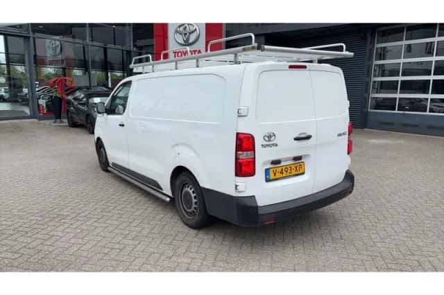 Toyota Proace (2019) thumbnail 5