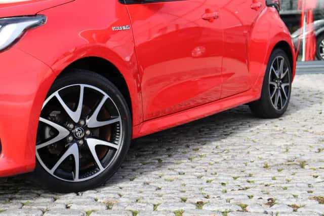 Toyota Yaris (2021) thumbnail 5