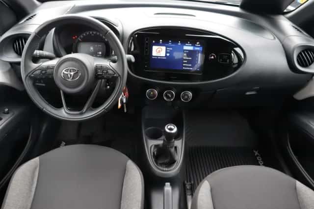 Toyota Aygo X (2024) thumbnail 3