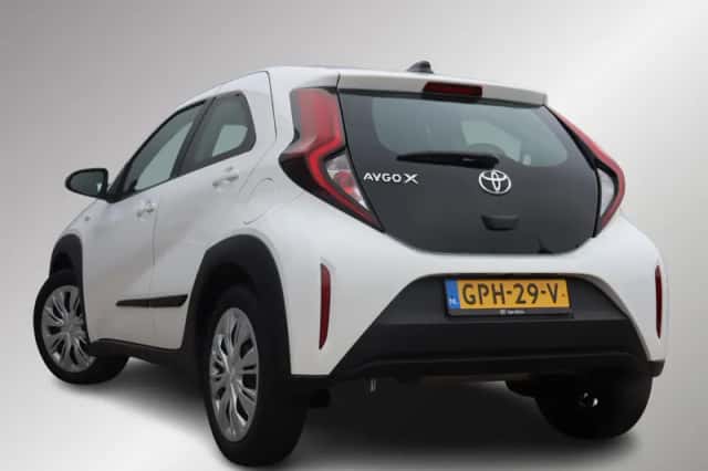 Toyota Aygo X (2024) thumbnail 5