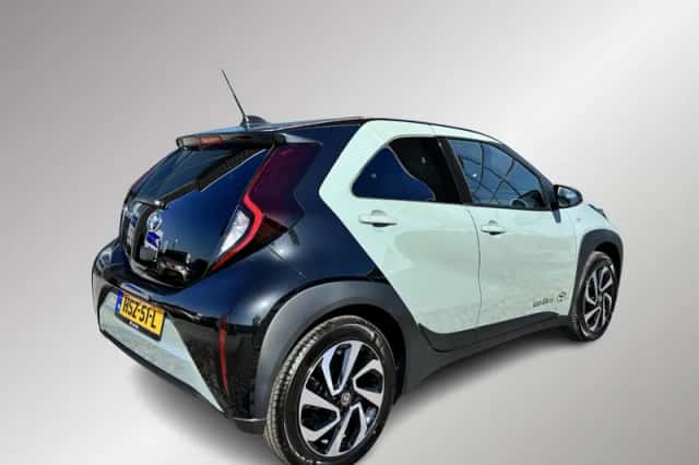 Toyota Aygo X (2025) thumbnail 2