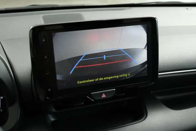 Toyota Yaris (2025) thumbnail 6