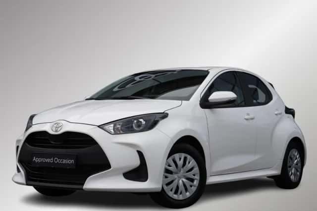 Toyota Yaris (2025) thumbnail 1
