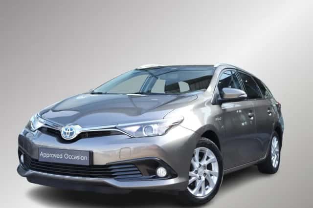 Toyota Auris (2016) thumbnail 1