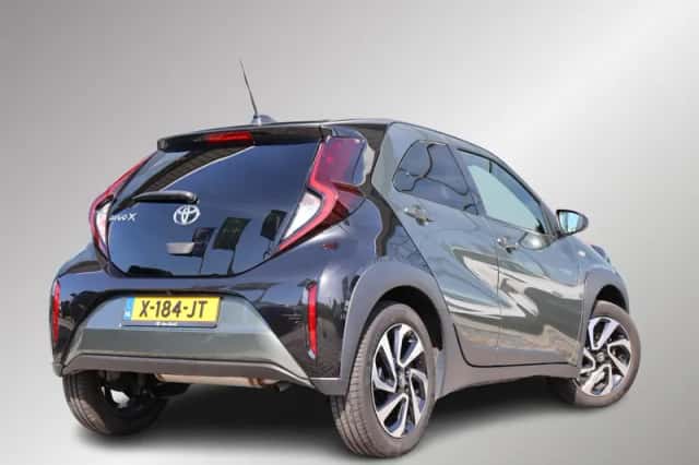 Toyota Aygo X (2023) thumbnail 2