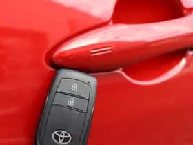 Toyota Yaris (2023) thumbnail 12
