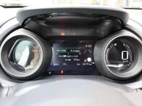 Toyota Yaris (2023) thumbnail 24