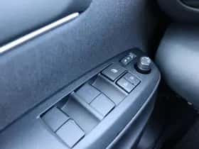 Toyota Yaris (2025) thumbnail 24