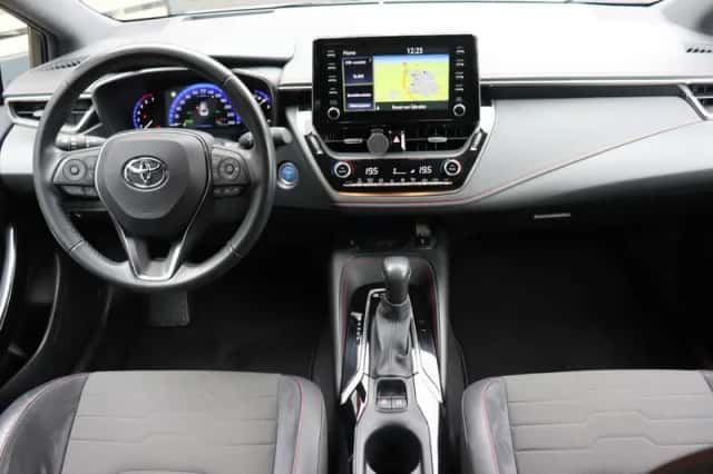 Toyota Corolla (2022) thumbnail 4