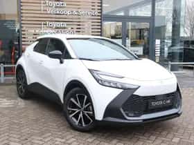 Toyota C-HR (2026) thumbnail 2