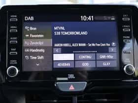 Toyota Yaris (2020) thumbnail 17