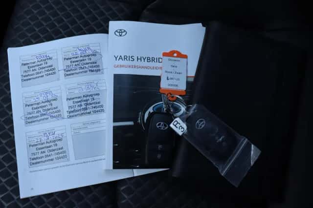 Toyota Yaris (2020) thumbnail 5