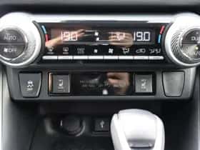 Toyota RAV4 (2020) thumbnail 19