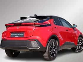Toyota C-HR (2025) thumbnail 2
