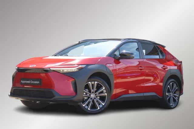 Toyota bZ4X (2024) thumbnail 1