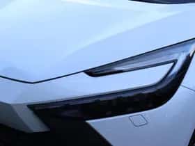 Toyota C-HR (2025) thumbnail 11