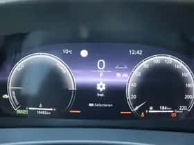 Toyota C-HR (2025) thumbnail 15