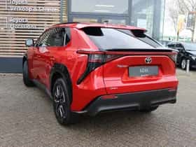Toyota bZ4X (2025) thumbnail 4