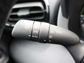 Toyota Yaris (2025) thumbnail 17