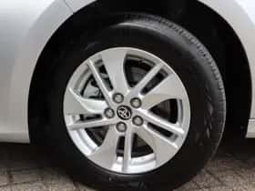 Toyota Yaris (2025) thumbnail 3