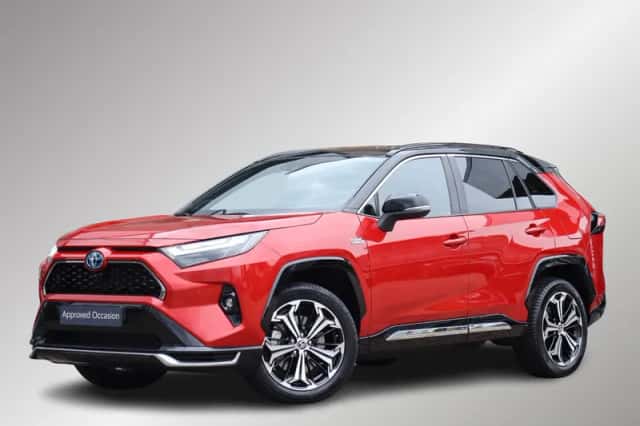 Toyota RAV4 (2022) thumbnail 1