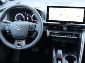 Toyota C-HR (2025) thumbnail 43