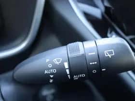Toyota Corolla (2025) thumbnail 16