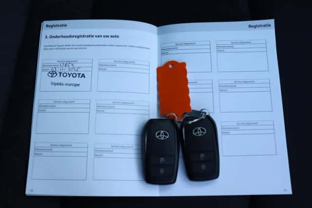 Toyota Corolla (2025) thumbnail 5