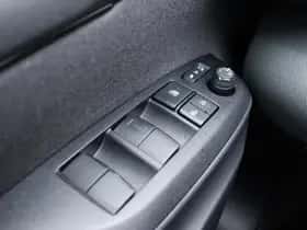 Toyota Yaris (2024) thumbnail 15